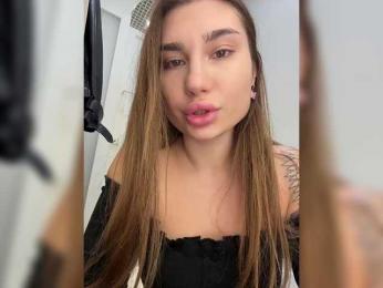 -EmilyBaby- — Bongacams recorded stream screenshot (04 Dec 2025)