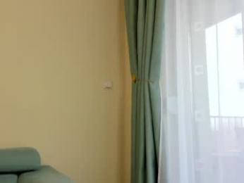 elaanna — Chaturbate recorded stream image, 04.12.2025 08:00