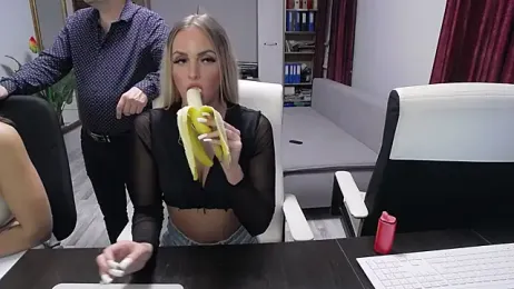 Dajla — Stripchat recorded stream screenshot (04 Dec 2025)