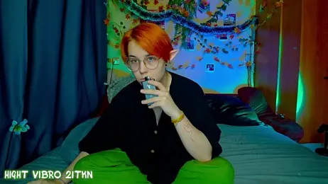 TrickyKitsune — Stripchat recorded stream image, 04.12.2025 13:20