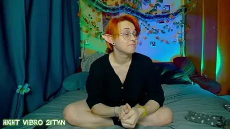 TrickyKitsune — Stripchat recorded stream image, 04.12.2025 13:20
