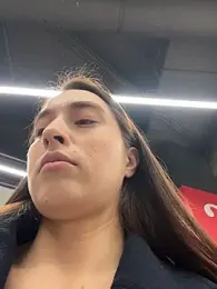 Holly_Play — Stripchat recorded stream image, 05.12.2025 12:00