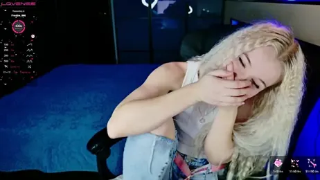 ShhhO_O — Stripchat recorded stream image, 26.02.2025 07:50