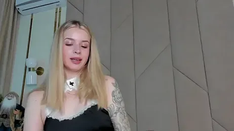 Touch_me — Stripchat recorded stream image, 06.12.2025 16:20