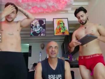 straight__friends — Chaturbate recorded stream image, 07.12.2025 06:40