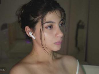 -Madi- — Bongacams recorded stream screenshot (08 Dec 2025)