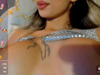 sassyt33n — Chaturbate recorded stream screenshot (08 Dec 2025)