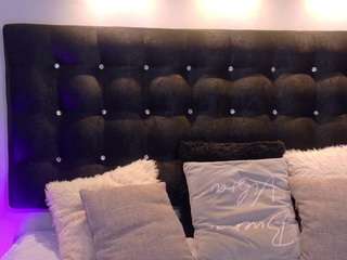valen-scott — Camsoda recorded stream image, 09.12.2025 12:40