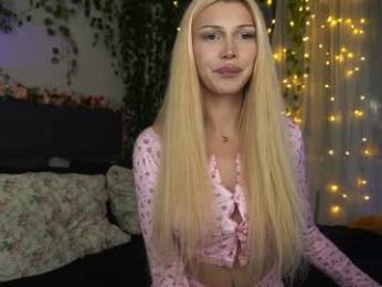 touch_me_if_you_can — Chaturbate recorded stream image, 09.12.2025 16:50
