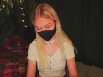 Meeeeow — Bongacams recorded stream image, 09.12.2025 20:40