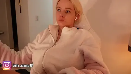 bella_adams_ — Stripchat recorded stream image, 09.12.2025 23:30