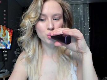 Sunlovv — Bongacams recorded stream image, 10.12.2025 13:00