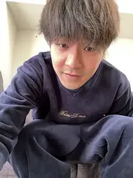 yuuki8910 — Stripchat recorded stream screenshot (11 Dec 2025)