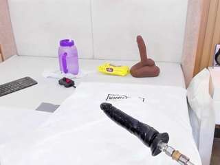 katty-lorenz — Camsoda recorded stream screenshot (12 Dec 2025)