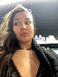 VelvetVixenI — Stripchat recorded stream screenshot (12 Dec 2025)