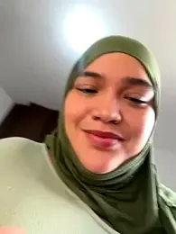 sweetmuslim01 — Stripchat recorded stream image, 12.12.2025 20:00