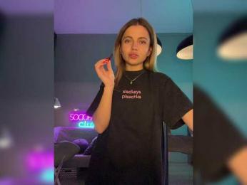 Nataliecroys — Bongacams recorded stream screenshot (13 Dec 2025)