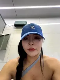 Caicai-a — Stripchat recorded stream screenshot (14 Dec 2025)