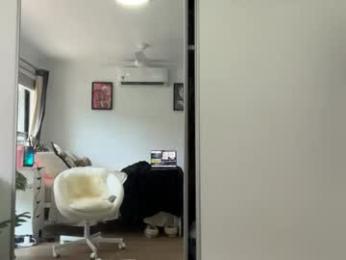luvlivvyy — Chaturbate recorded stream image, 15.12.2025 22:40