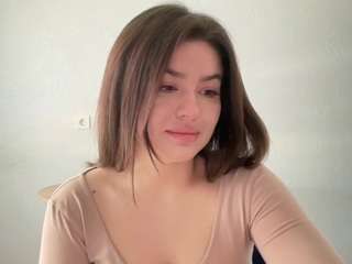 youramy — Camsoda recorded stream image, 16.12.2025 06:00