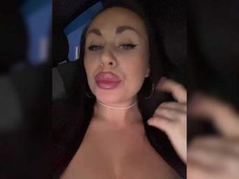 -Hennessy- — Bongacams recorded stream image, 17.12.2025 08:10