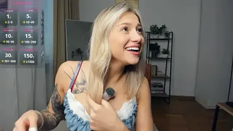 FaaBinaa — Stripchat recorded stream screenshot (17 Dec 2025)