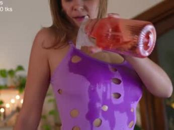 eli_sun — Chaturbate recorded stream image, 18.12.2025 09:20