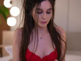 dovia — Chaturbate recorded stream image, 20.12.2025 11:00