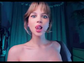 melisa_ginger — Chaturbate recorded stream image, 21.12.2025 10:00