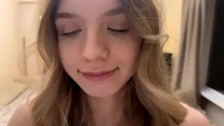 FruityXo — Stripchat recorded stream screenshot (21 Dec 2025)