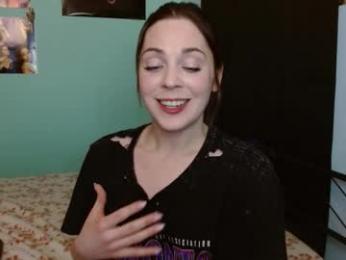 msdeluluxo — Chaturbate recorded stream image, 22.12.2025 23:10