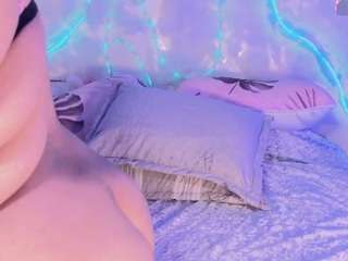 emmajohnss — Camsoda recorded stream screenshot (23 Dec 2025)