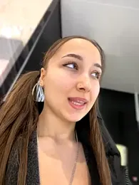 VelvetVixenI — Stripchat recorded stream screenshot (23 Dec 2025)