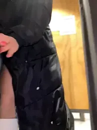 VelvetVixenI — Stripchat recorded stream screenshot (23 Dec 2025)