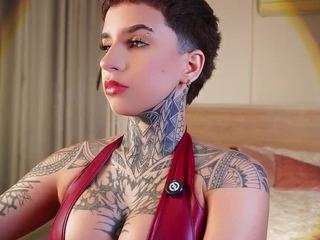 alicee-love — Camsoda recorded stream image, 24.12.2025 08:40