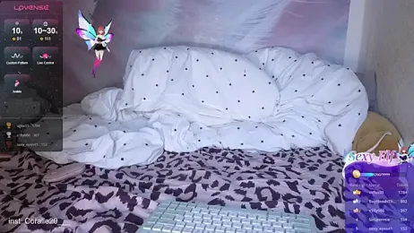 Coralie20_ — Stripchat recorded stream image, 24.12.2025 09:40