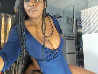 mareiabold — Camsoda recorded stream image, 24.12.2025 16:30