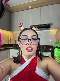 zui_lu — Stripchat recorded stream image, 24.12.2025 23:00