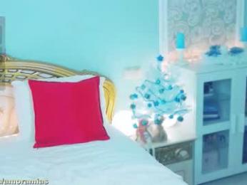 amoramias — Chaturbate recorded stream screenshot (24 Dec 2025)