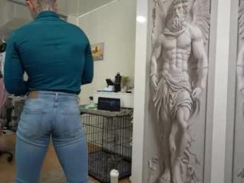 nick_howlenxx — Chaturbate recorded stream screenshot (25 Dec 2025)