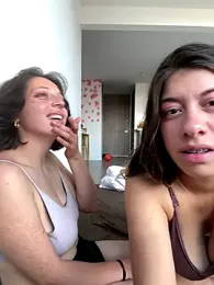 Enyeld_ruru — Stripchat recorded stream image, 27.12.2025 19:00