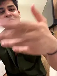 Vihaaanfucks — Stripchat recorded stream screenshot (28 Dec 2025)