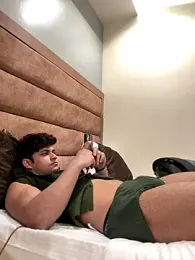 Vihaaanfucks — Stripchat recorded stream screenshot (28 Dec 2025)