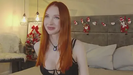 MayaSolar — Stripchat recorded stream image, 28.12.2025 11:40