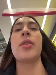 Holly_Play — Stripchat recorded stream image, 29.12.2025 12:10