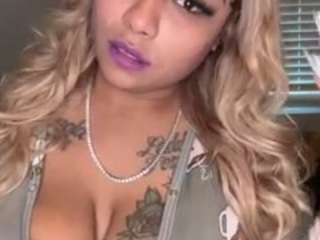 laylared — Camsoda recorded stream screenshot (01 Jan 2026)