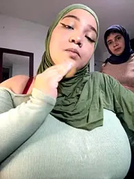 sweetmuslim01 — Stripchat recorded stream screenshot (02 Jan 2026)
