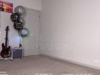 petitebrat — Chaturbate recorded stream image, 04.01.2026 01:50