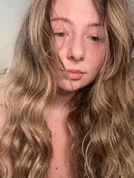 curvyflawless — Stripchat recorded stream screenshot (04 Jan 2026)