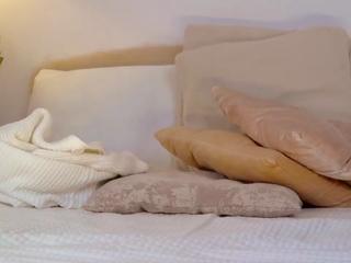 Juliajae — Flirt4free recorded stream screenshot (28 Feb 2025)